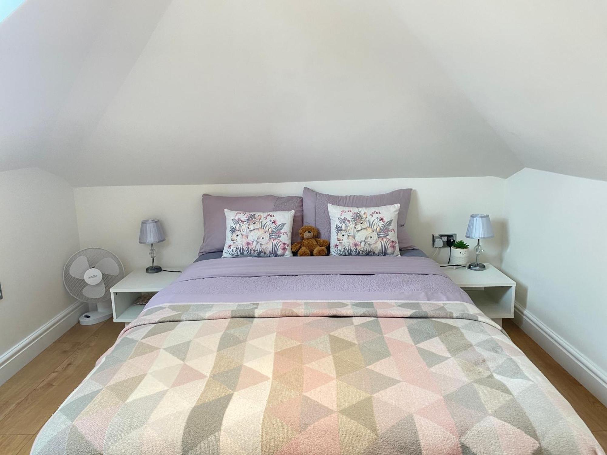 Sunny Bright Flat Near South Park And Oxfordbrooks Apartment Bagian luar foto